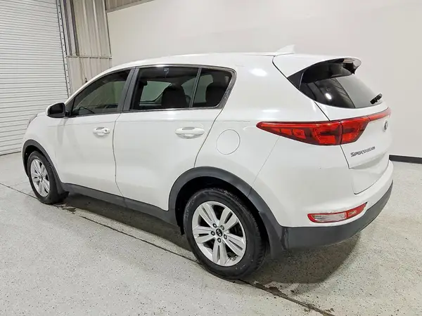 KNDPM3AC7H7208098 2017 KIA SPORTAGE - Image 2