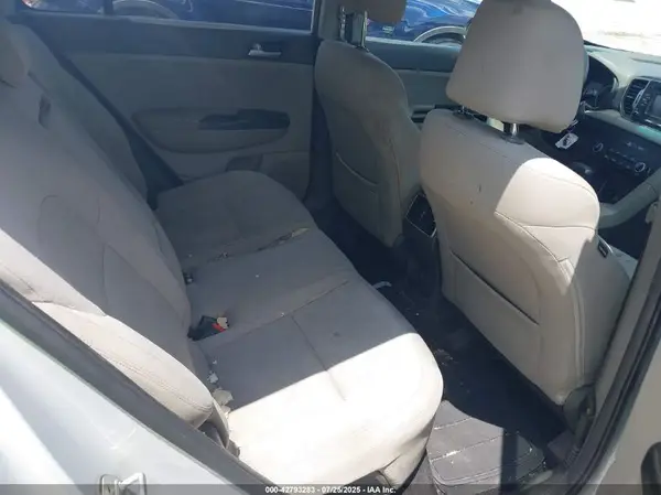 KNDPM3AC7H7211759 2017 KIA SPORTAGE - Image 8