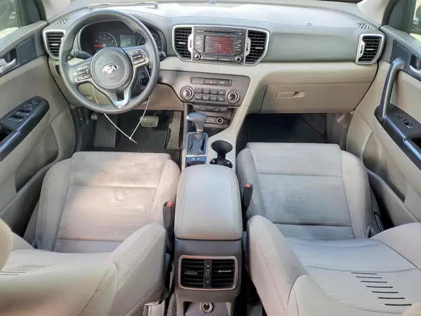 KNDPM3AC7H7220736 2017 KIA SPORTAGE - Image 8