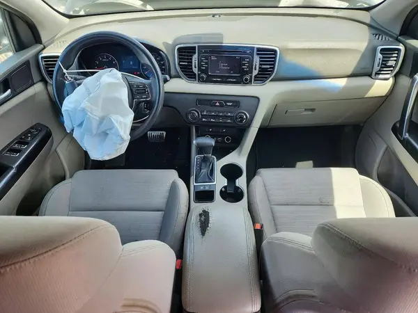 KNDPM3AC7H7229145 2017 KIA SPORTAGE - Image 8