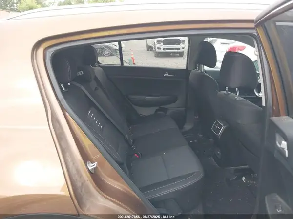 KNDPM3AC7H7229839 2017 KIA SPORTAGE - Image 8