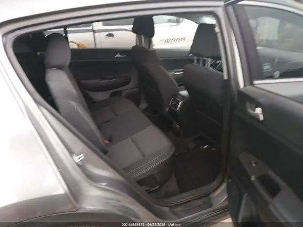 KNDPM3AC7H7236502 2017 KIA SPORTAGE - Image 8
