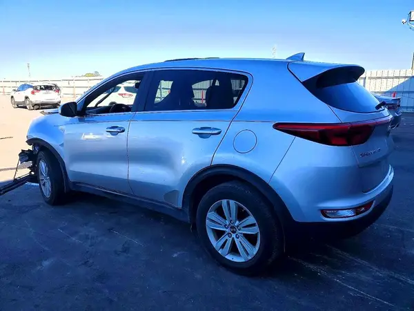 KNDPM3AC7J7309664 2018 KIA SPORTAGE - Image 2