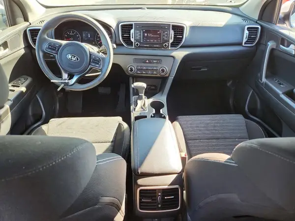 KNDPM3AC7J7332880 2018 KIA SPORTAGE - Image 8