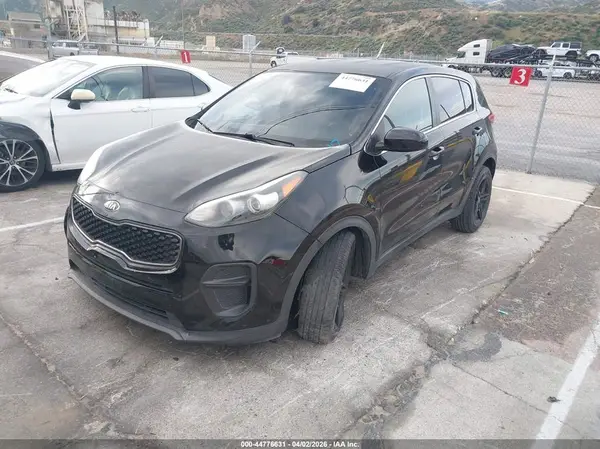 KNDPM3AC7J7337156 2018 KIA SPORTAGE - Image 2