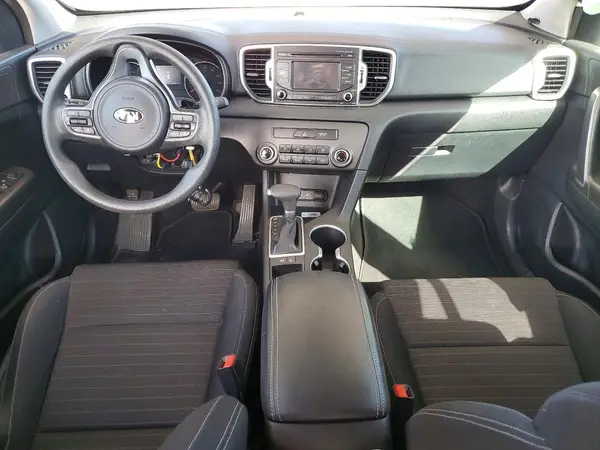 KNDPM3AC7J7337206 2018 KIA SPORTAGE - Image 8