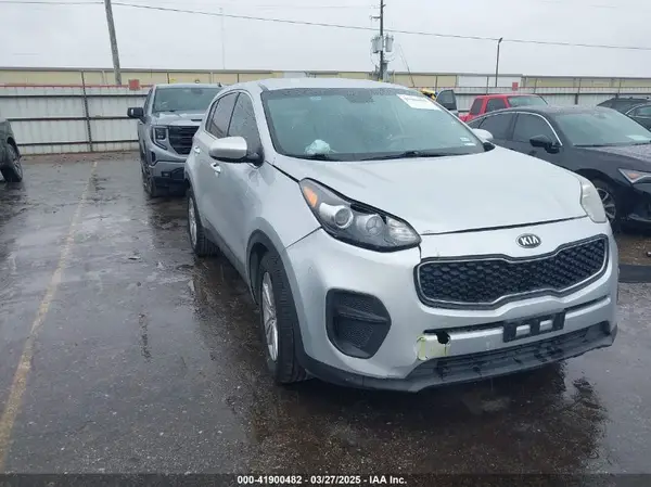 KNDPM3AC7J7337951 2018 KIA SPORTAGE - Image 1
