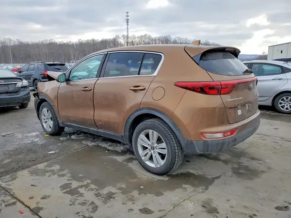 KNDPM3AC7J7381111 2018 KIA SPORTAGE - Image 2