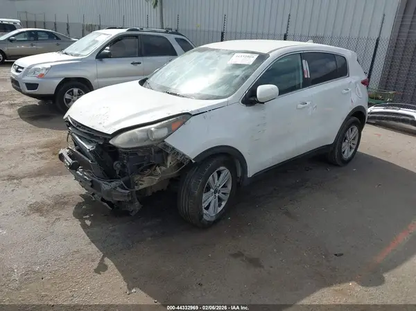 KNDPM3AC7J7382016 2018 KIA SPORTAGE - Image 2