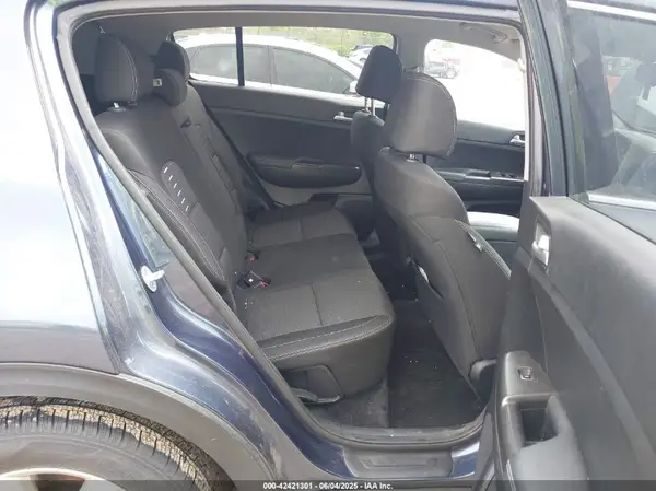 KNDPM3AC7J7383702 2018 KIA SPORTAGE - Image 8