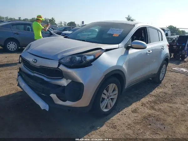 KNDPM3AC7J7384218 2018 KIA SPORTAGE - Image 2
