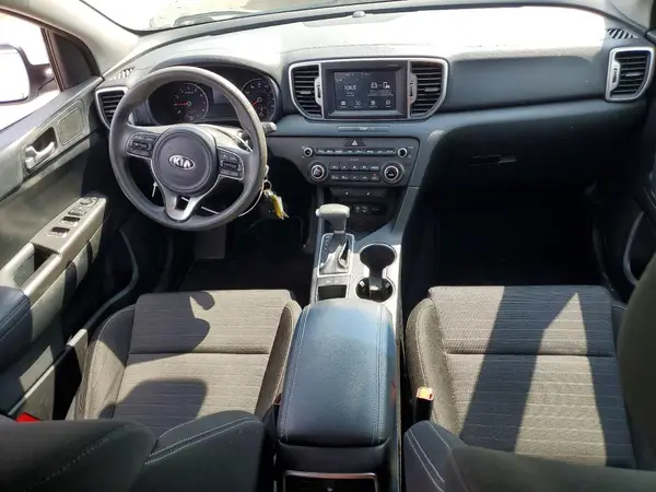 KNDPM3AC7J7400417 2018 KIA SPORTAGE - Image 8