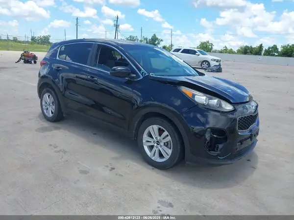 KNDPM3AC7J7445194 2018 KIA SPORTAGE - Image 1
