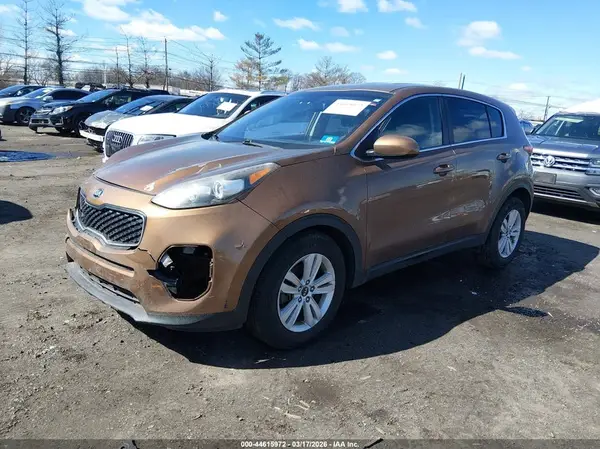 KNDPM3AC7J7447494 2018 KIA SPORTAGE - Image 2
