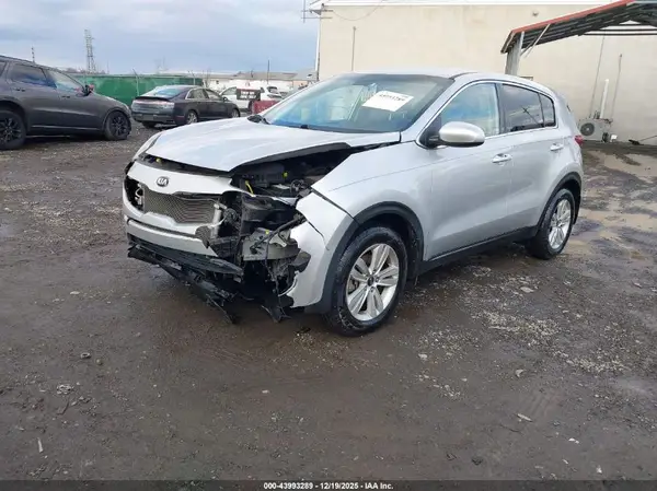KNDPM3AC7J7448483 2018 KIA SPORTAGE - Image 2