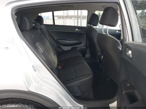 KNDPM3AC7J7448483 2018 KIA SPORTAGE - Image 8