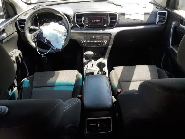 KNDPM3AC7J7449570 2018 KIA SPORTAGE - Image 8