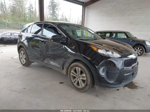 KNDPM3AC7J7463078 2018 KIA SPORTAGE - Image 1