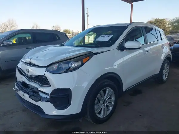 KNDPM3AC7J7464313 2018 KIA SPORTAGE - Image 2