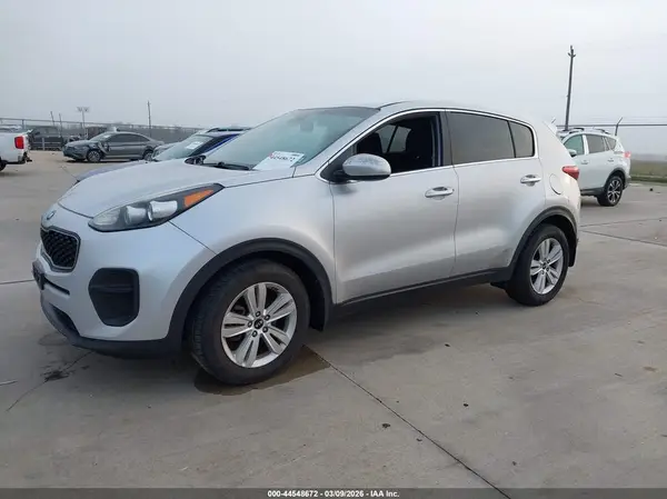 KNDPM3AC7J7489146 2018 KIA SPORTAGE - Image 2