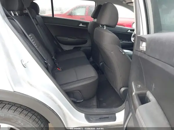 KNDPM3AC7J7489146 2018 KIA SPORTAGE - Image 8