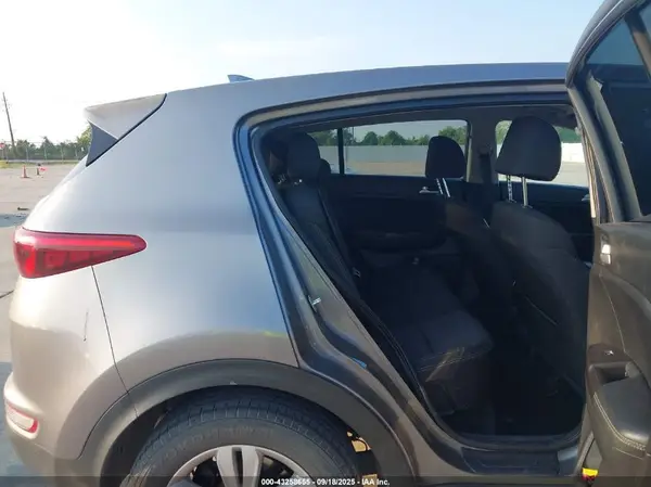KNDPM3AC7K7510790 2019 KIA SPORTAGE - Image 8