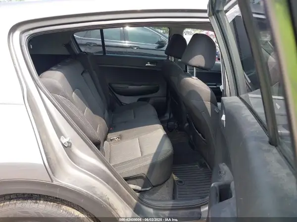 KNDPM3AC7K7560377 2019 KIA SPORTAGE - Image 8