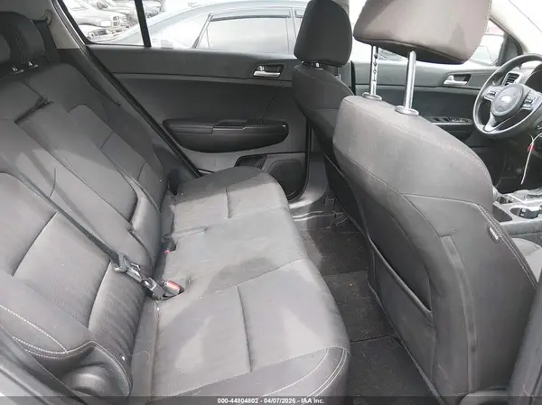 KNDPM3AC7K7563943 2019 KIA SPORTAGE - Image 8
