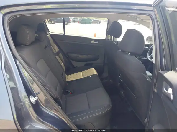 KNDPM3AC7K7605883 2019 KIA SPORTAGE - Image 8