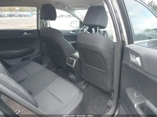 KNDPM3AC7N7011976 2022 KIA SPORTAGE - Image 8
