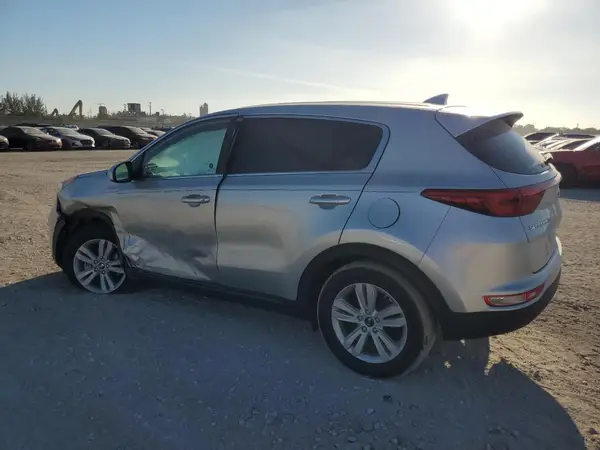 KNDPM3AC8H7033294 2017 KIA SPORTAGE - Image 2