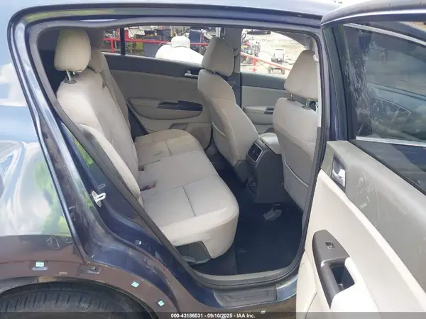 KNDPM3AC8H7039516 2017 KIA SPORTAGE - Image 8
