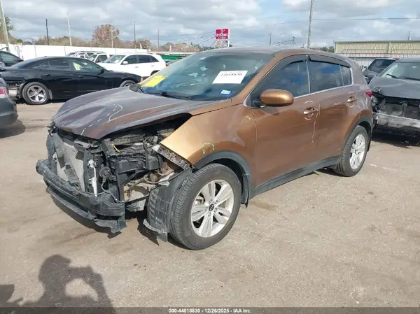 KNDPM3AC8H7077201 2017 KIA SPORTAGE - Image 2