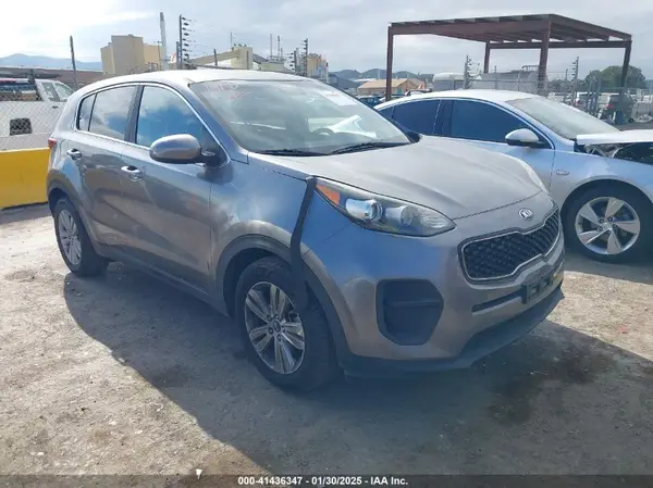 KNDPM3AC8H7078008 2017 KIA SPORTAGE - Image 1