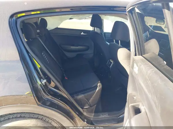 KNDPM3AC8H7083399 2017 KIA SPORTAGE - Image 8