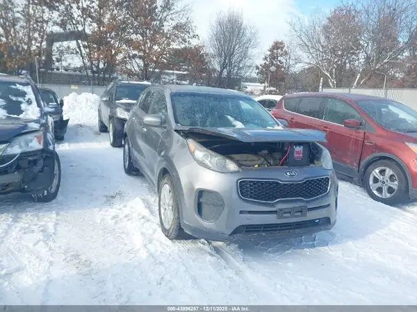 KNDPM3AC8H7088196 2017 KIA SPORTAGE - Image 1