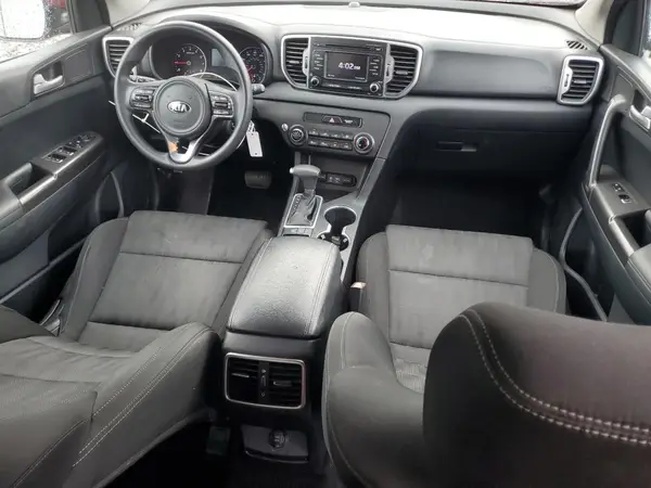 KNDPM3AC8H7095858 2017 KIA SPORTAGE - Image 8