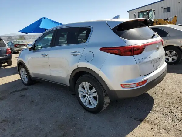 KNDPM3AC8H7097481 2017 KIA SPORTAGE - Image 2