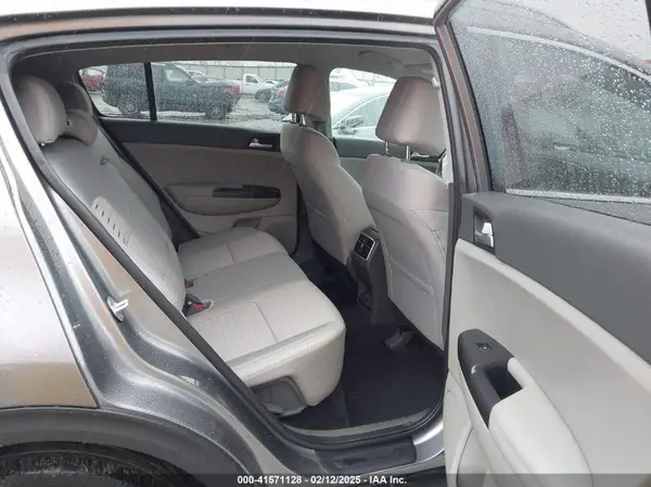 KNDPM3AC8H7133511 2017 KIA SPORTAGE - Image 8