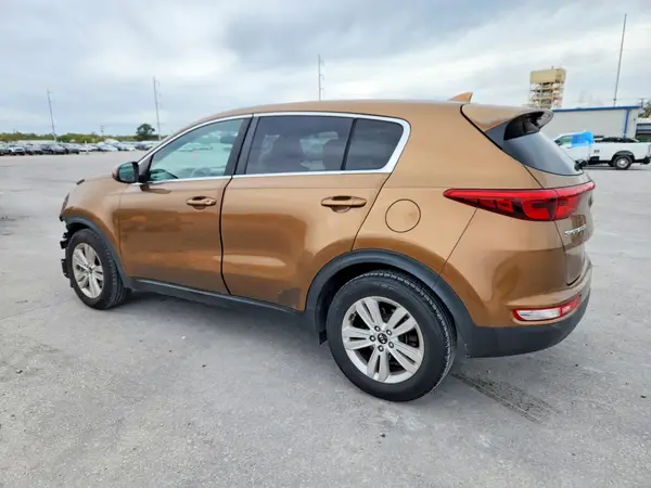 KNDPM3AC8H7134769 2017 KIA SPORTAGE - Image 2