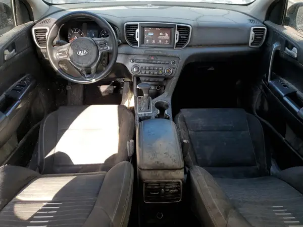 KNDPM3AC8H7137770 2017 KIA SPORTAGE - Image 8