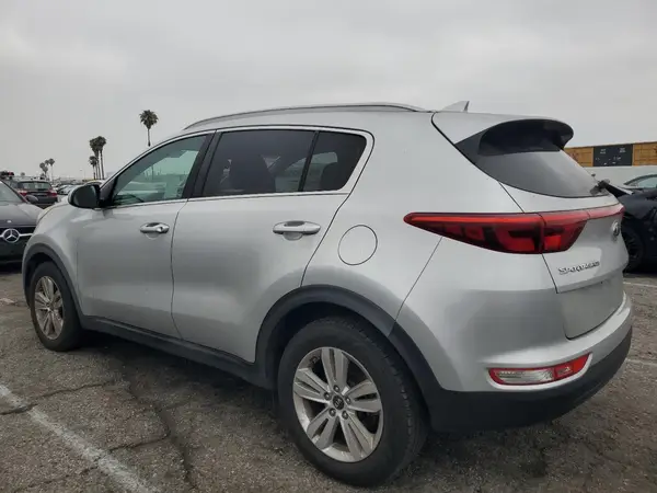 KNDPM3AC8H7153919 2017 KIA SPORTAGE - Image 2