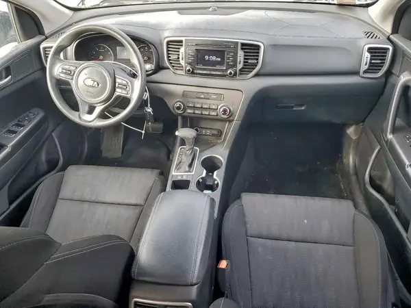 KNDPM3AC8H7156884 2017 KIA SPORTAGE - Image 8