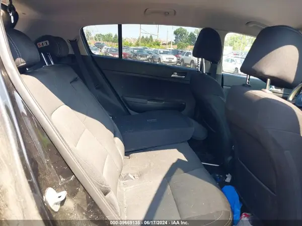 KNDPM3AC8H7209308 2017 KIA SPORTAGE - Image 8