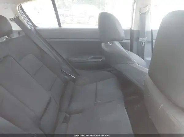 KNDPM3AC8H7212614 2017 KIA SPORTAGE - Image 8