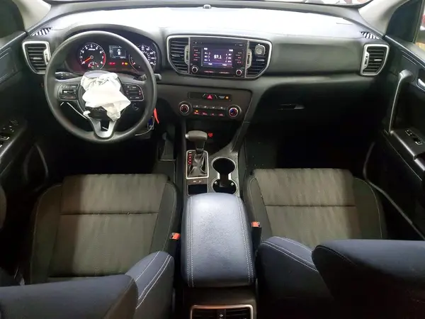 KNDPM3AC8H7214279 2017 KIA SPORTAGE - Image 8