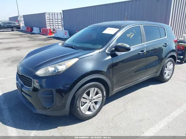 KNDPM3AC8H7227548 2017 KIA SPORTAGE - Image 2