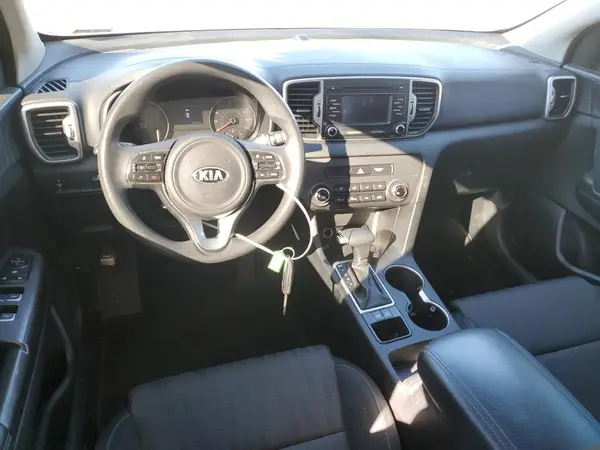 KNDPM3AC8H7300496 2017 KIA SPORTAGE - Image 8