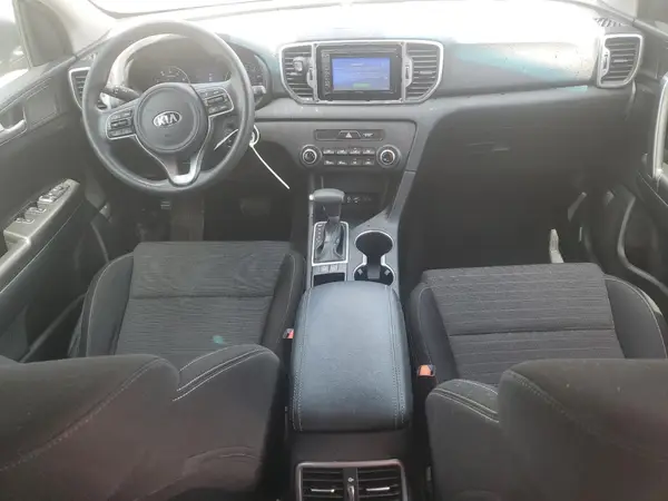 KNDPM3AC8J7310449 2018 KIA SPORTAGE - Image 8