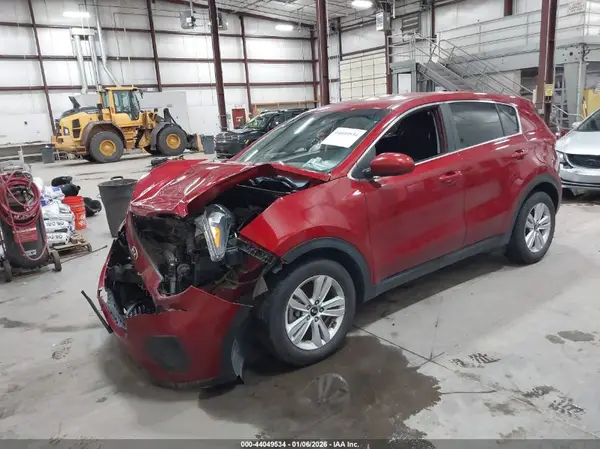 KNDPM3AC8J7314114 2018 KIA SPORTAGE - Image 2